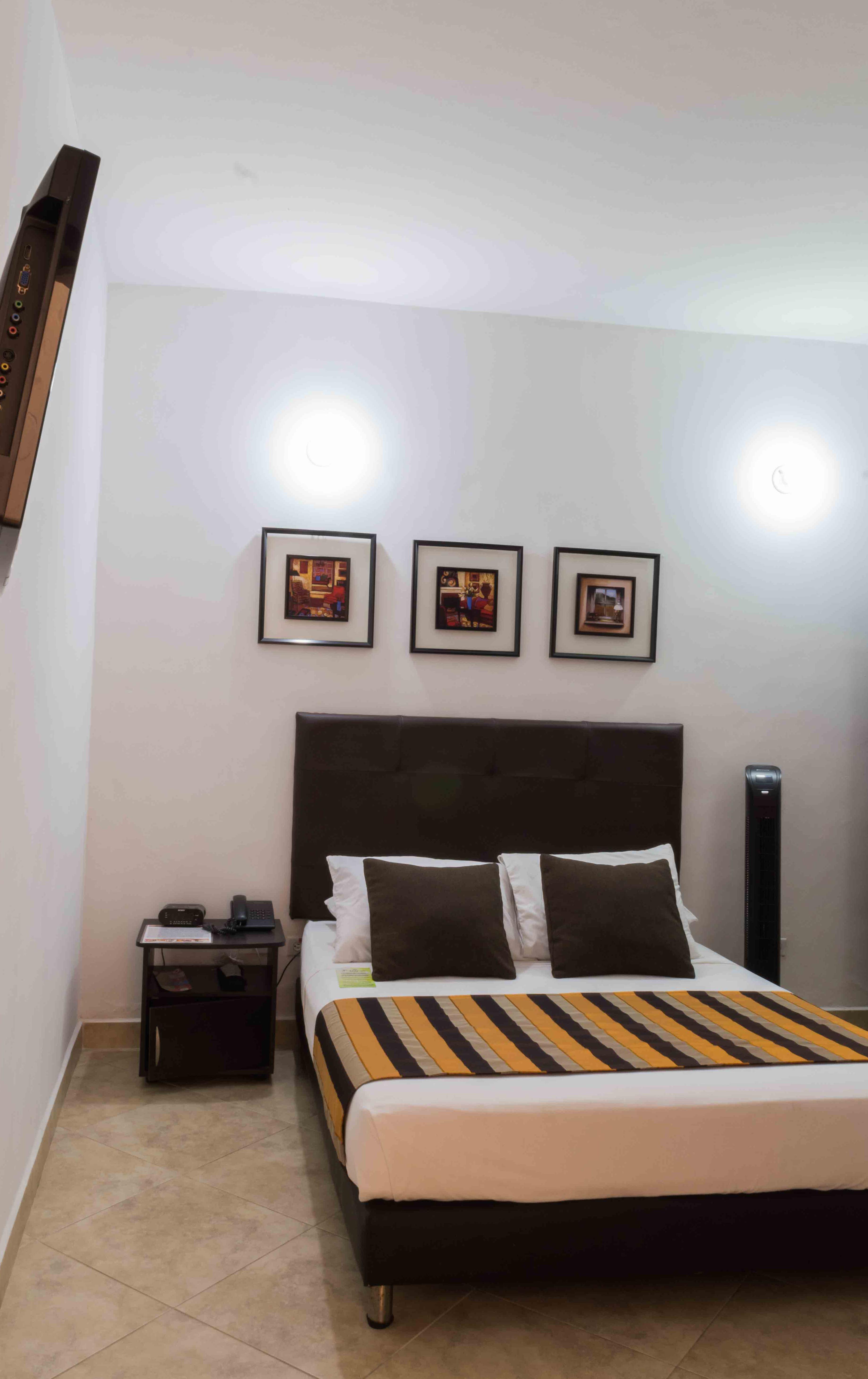 Hotel Quinta Avenida Medellin Bagian luar foto
