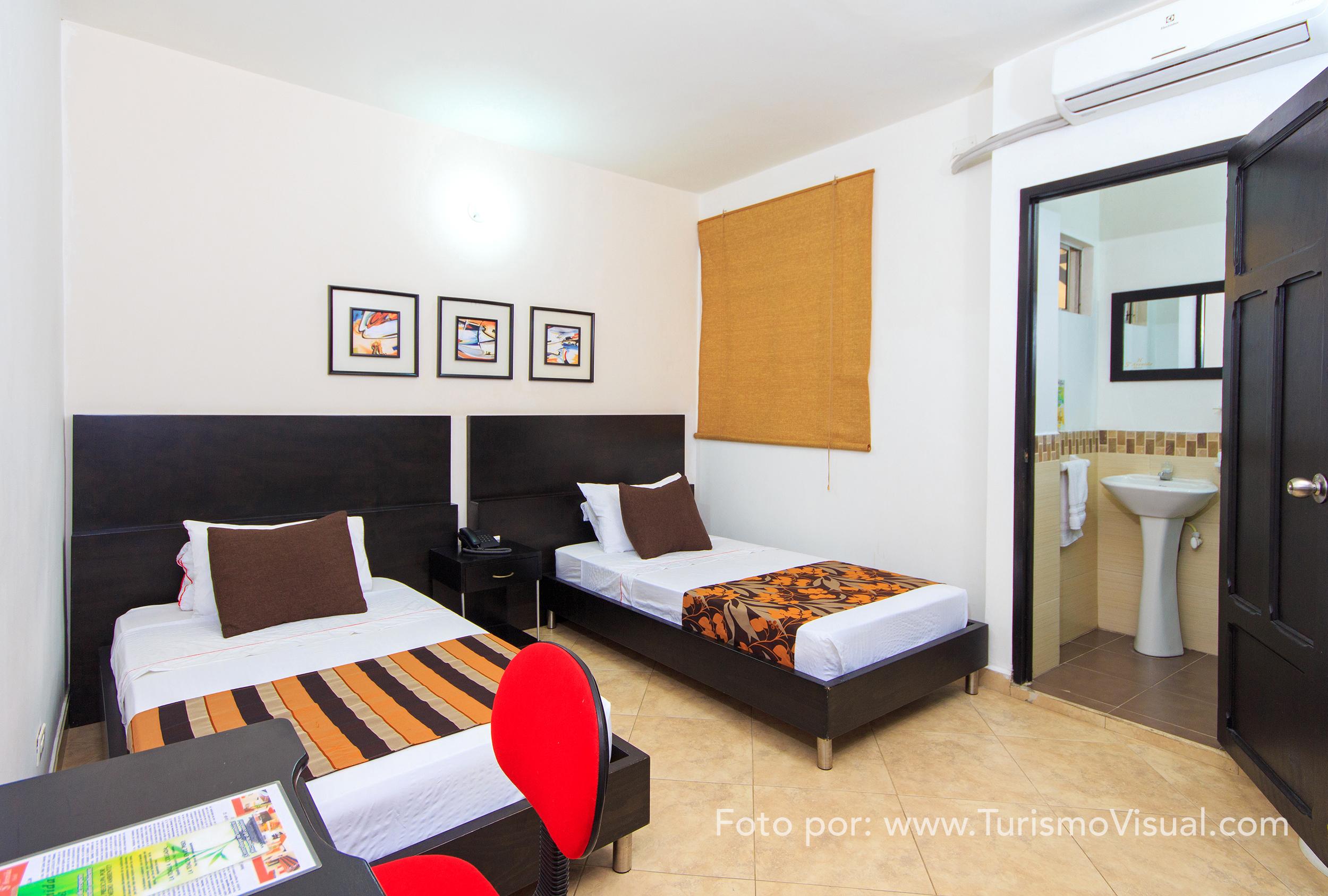 Hotel Quinta Avenida Medellin Bagian luar foto