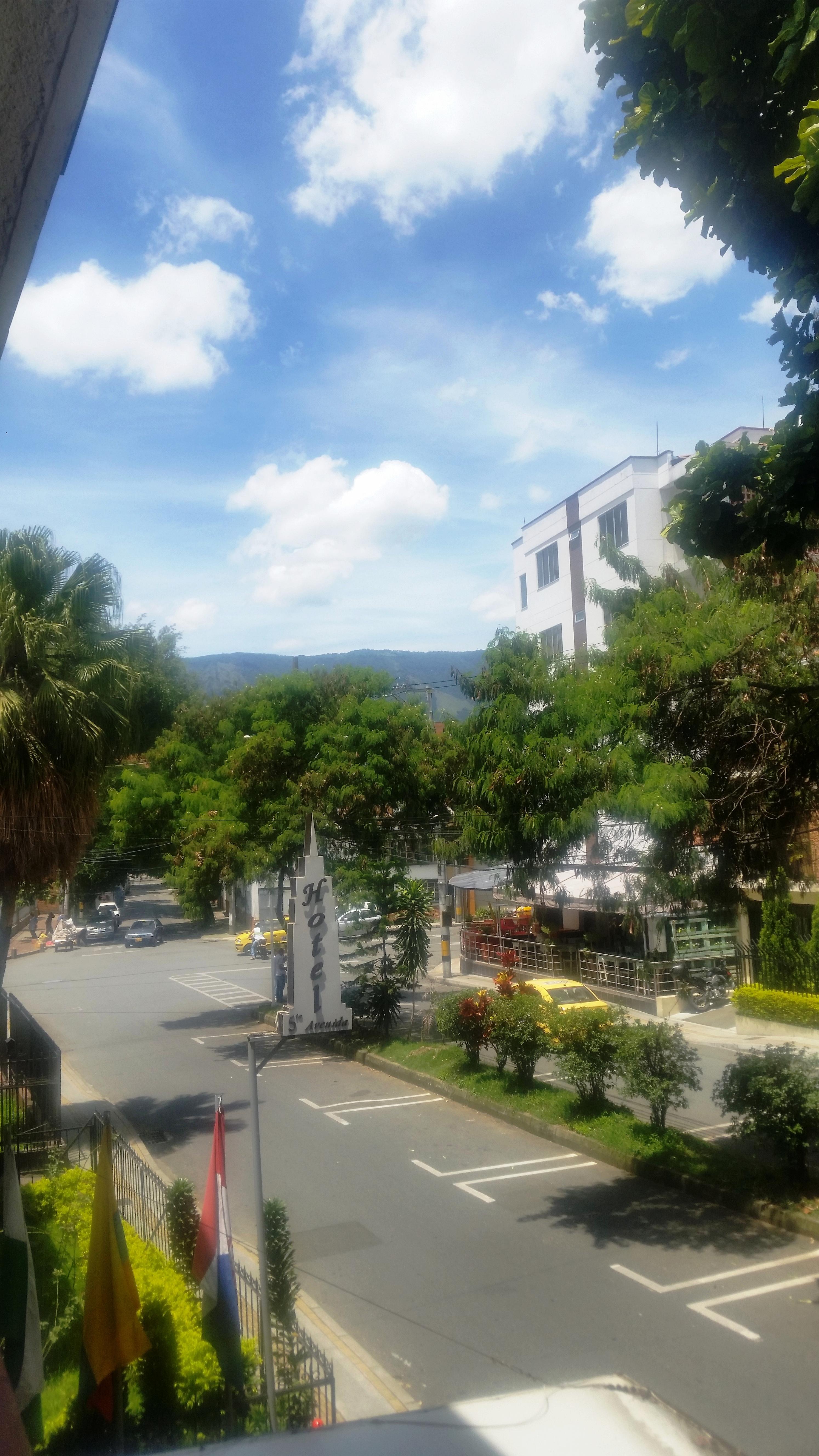 Hotel Quinta Avenida Medellin Bagian luar foto