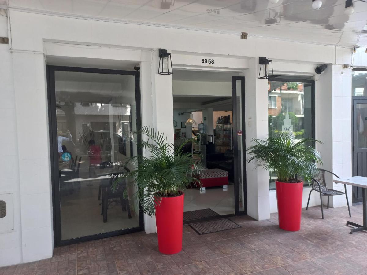 Hotel Quinta Avenida Medellin Bagian luar foto