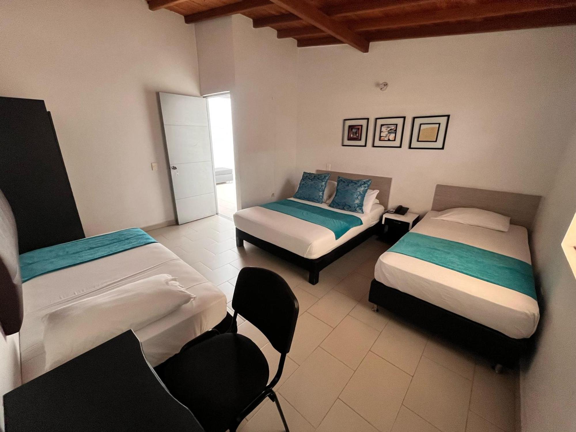 Hotel Quinta Avenida Medellin Bagian luar foto