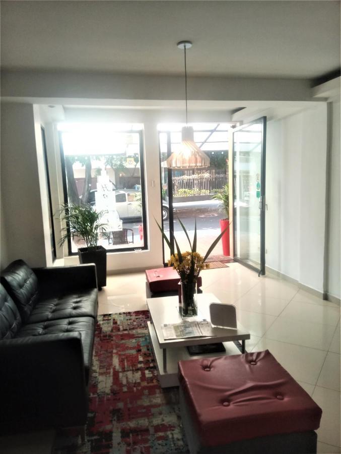 Hotel Quinta Avenida Medellin Bagian luar foto